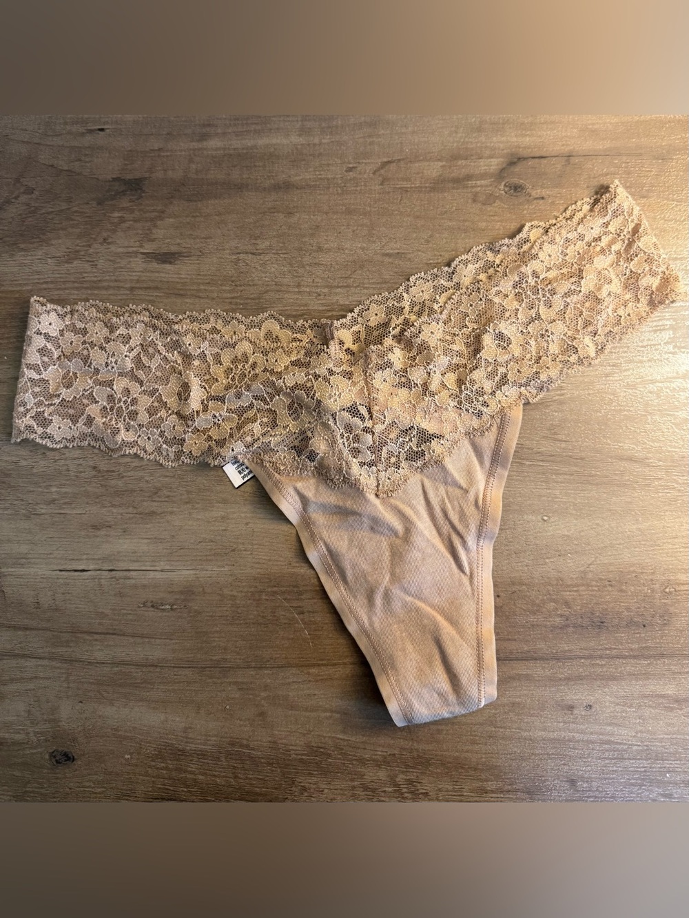 NWT Victoria’s Secret Lace Thong